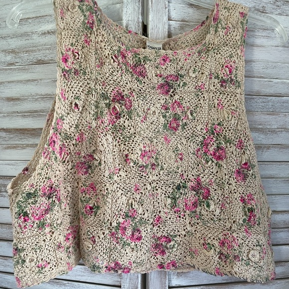 ISO MAGNOLIA PEARL♥️ In search of the pictured items🙏🏻 - Picture 6 of 16